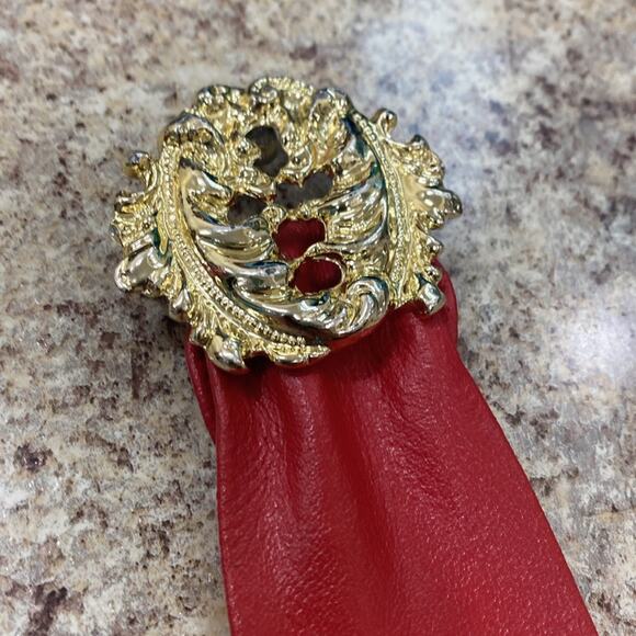 Vintage red leather belt with stunning gold buckle main image 5